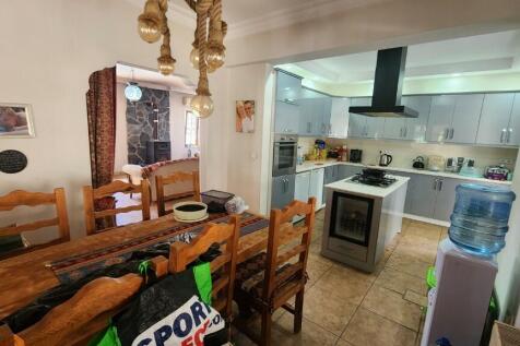 Dining / Kitchen