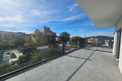 First floor balcony
