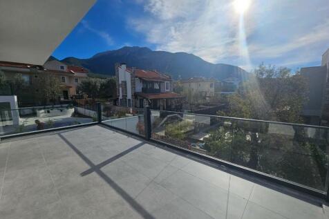 First floor balcony