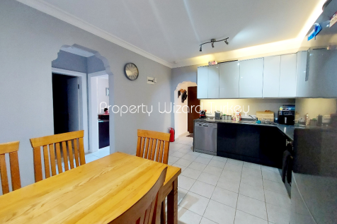 Dining and Kitchen