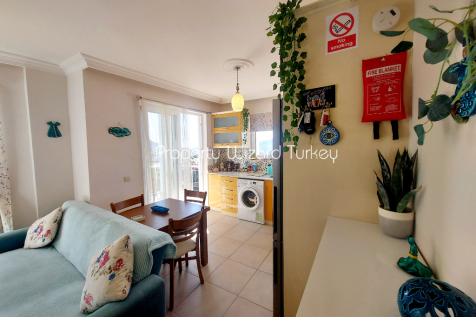 Lounge / kitchen