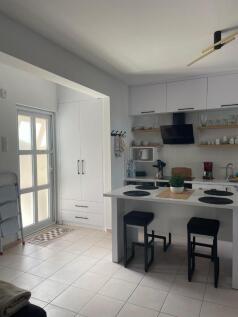 Entrance into Kitche