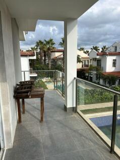 Lounge Balcony