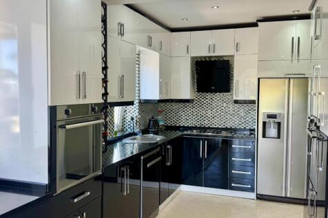 Modern Kitchen