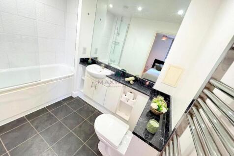 For sale studio, SE1