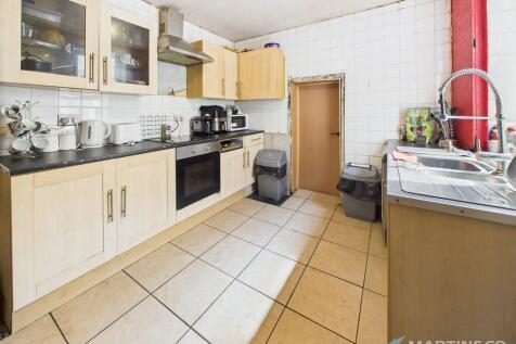 CAM02318G0-PR0472...