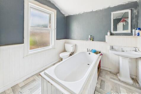 CAM02318G0-PR0472...