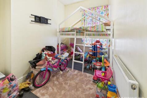 CAM02318G0-PR0472...