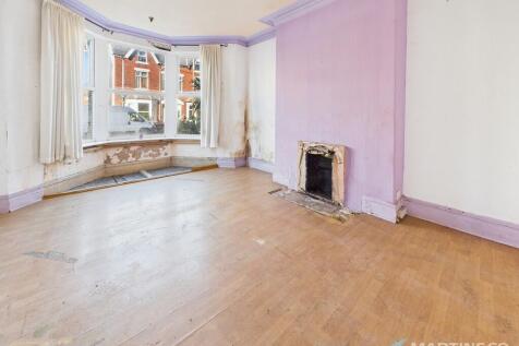 CAM02318G0-PR0559...