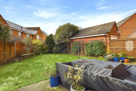 CAM03787G0-PR0043-STILL038.jpg