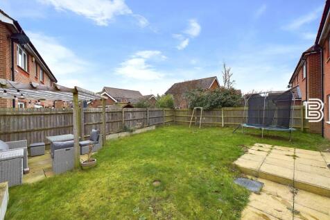 Rear Garden (1).jpg