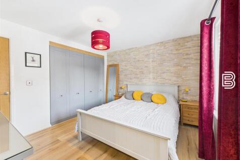 Bedroom 1 (1)