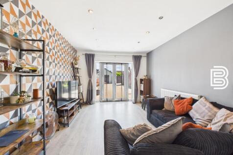 Living Room.jpg