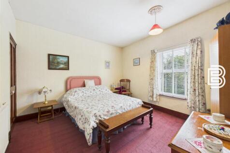 Bedroom 2.jpg