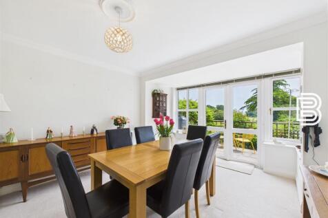 Dining Room.jpg