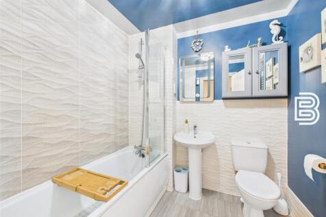 Bathroom.jpg