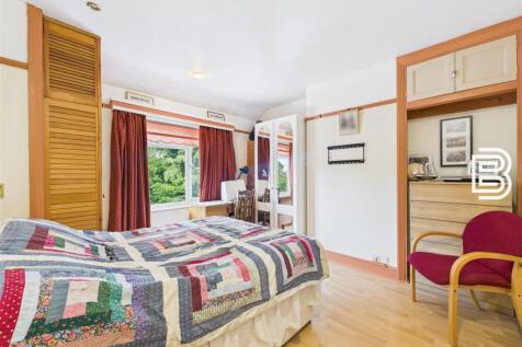 Bedroom 2.jpg