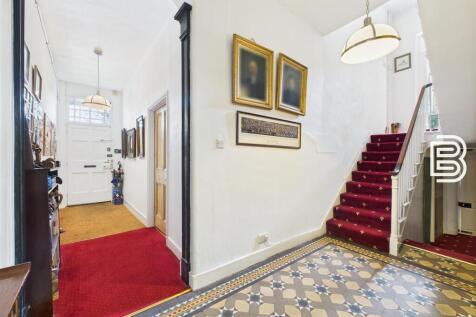 Entrance Hall.jpg