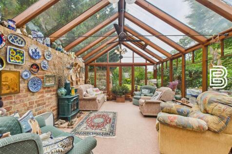 Garden Room.jpg