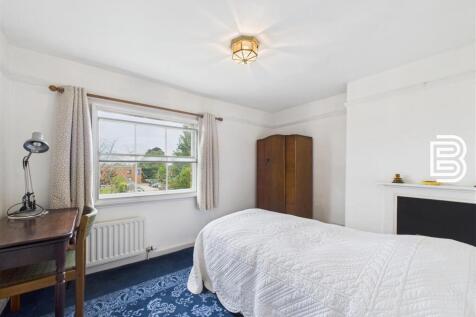 Bedroom 6.jpg