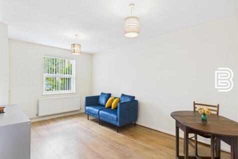 .Living Room.jpg
