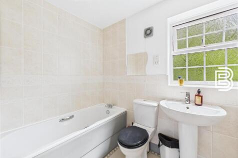 Bathroom.jpg