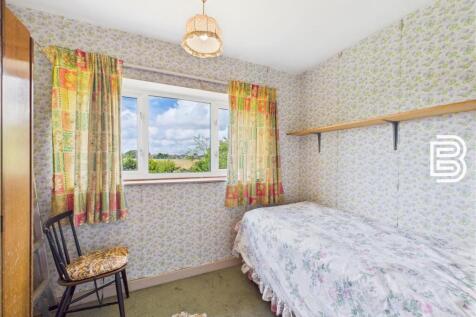 Bedroom 3.jpg