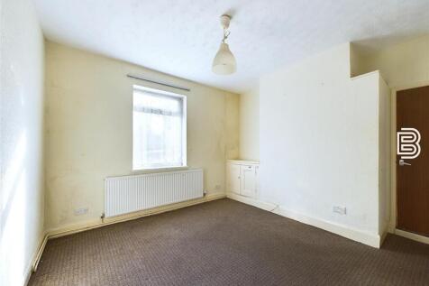 49 Living Room.jpg
