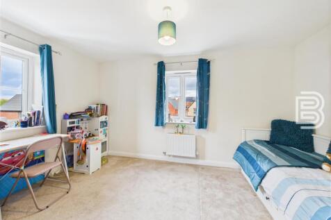 Bedroom 4.jpg