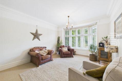 Living Room.jpg