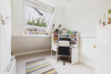 Bedroom,.jpg