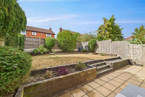 Rear Garden (1).jpg