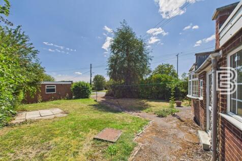 CAM05587G0-PR0022-STILL007.jpg