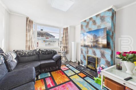 Living Room.jpg