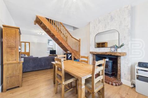 Living Dining Room (4).jpg