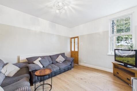 Living Dining Room (2).jpg