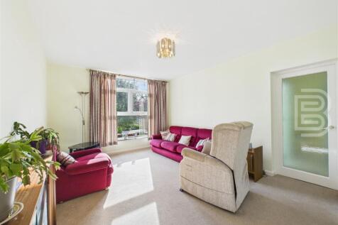 Living Room.jpg