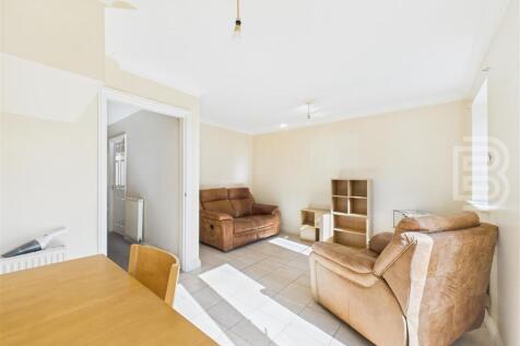 Lounge Diner (1).jpg