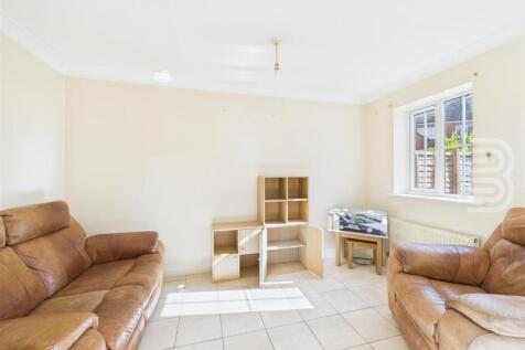 Lounge Diner (4).jpg