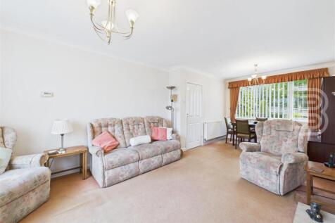 Living Dining Room (3).jpg