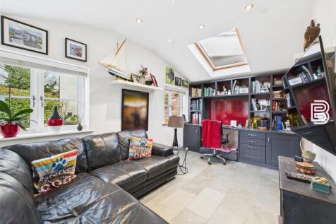 Sitting Room.jpg