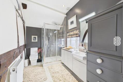 Ensuite.jpg