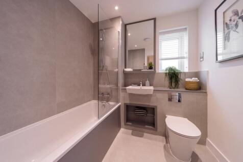 Plot 20 - Hollymead Square - Bathroom