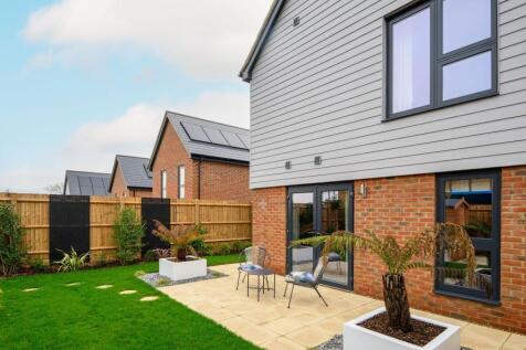 Plot 19
