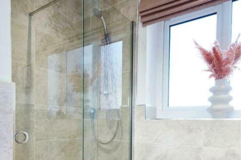Master Ensuite