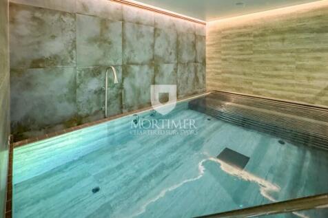 Jacuzzi