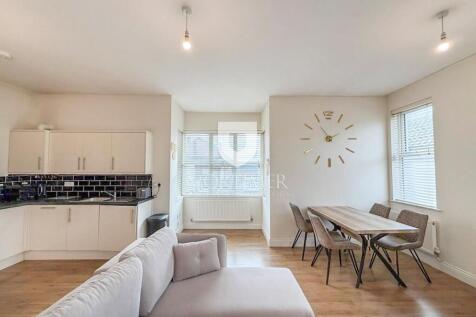 Open Plan Kitchen / Living Room