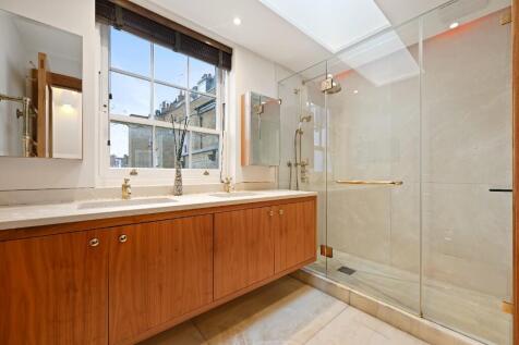 Master ensuite