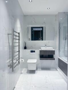 Family bathroom