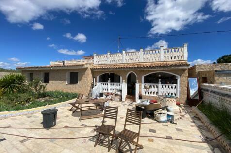 Property Image 4